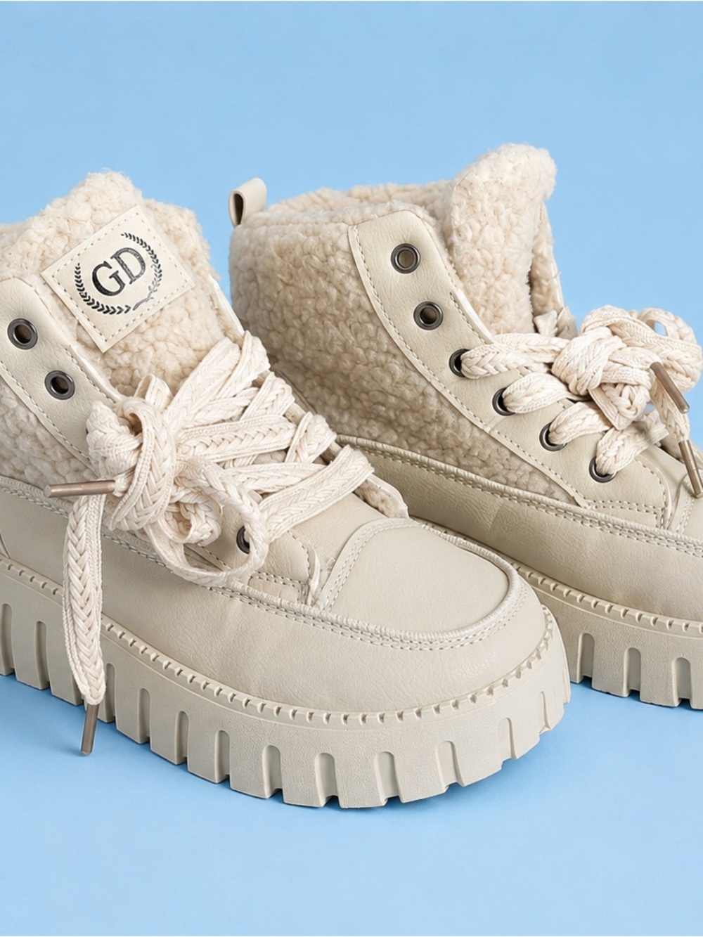 GD Lace-Up Cozy Platform Boots in Cream